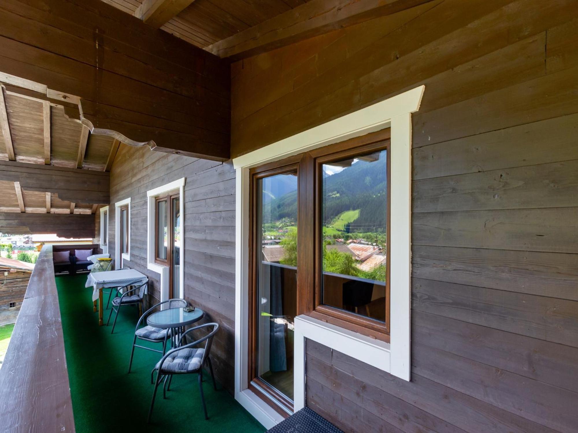 Beautiful Apartment In Salzburg With Balcony Bramberg am Wildkogel Exterior foto